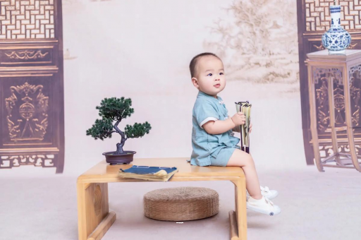 文昌宝宝几个月可以笑出声